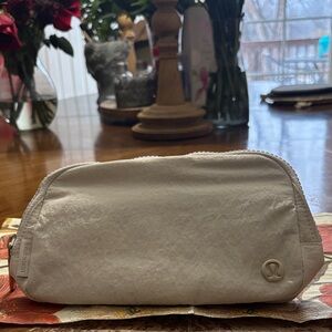 lululemon athletica Tan/Silver Belt Bag
